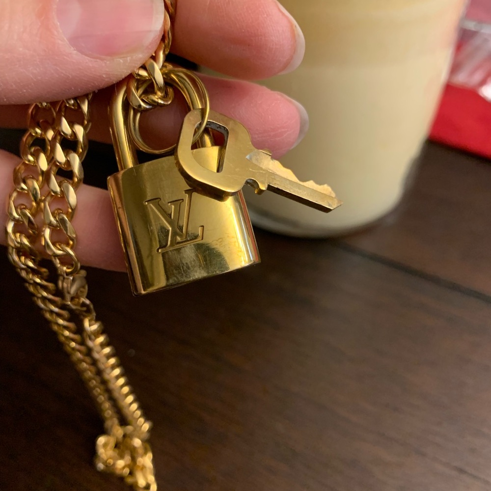 Authentic Lv Padlock - Picture 3 of 9